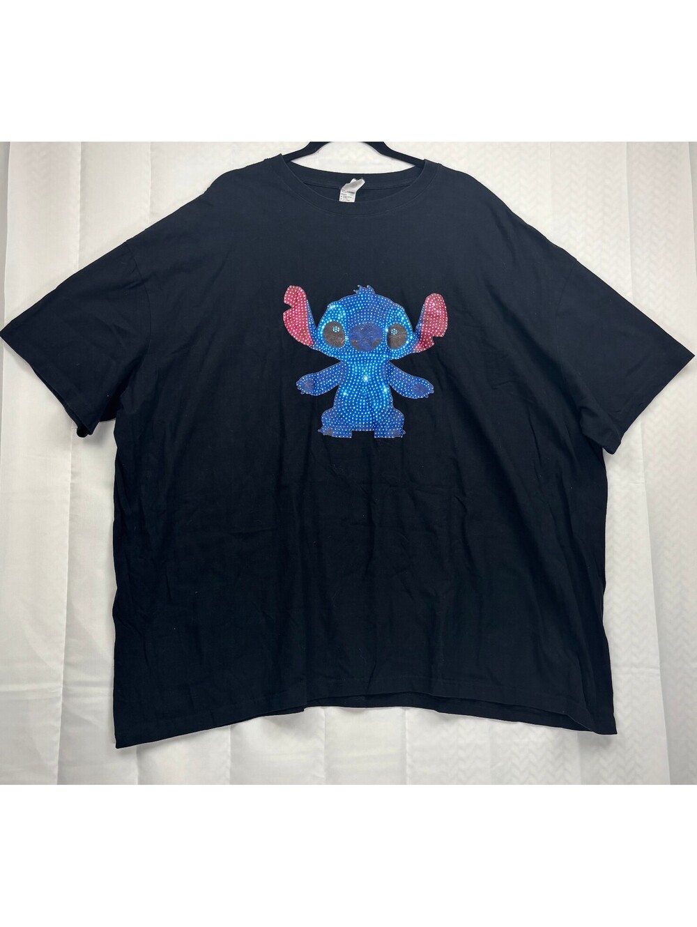 Black 5XL T-Shirt with Blue Stitch Character Design